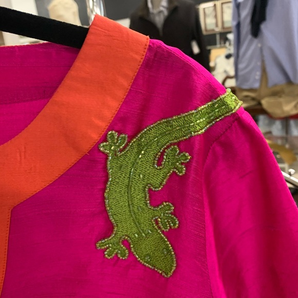 Tops - Picture 3 of 4